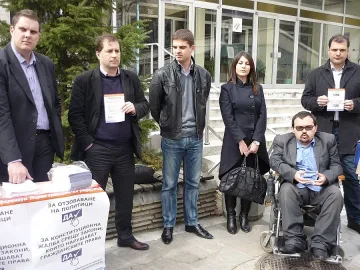Дават на съд недостъпните сгради за инвалиди