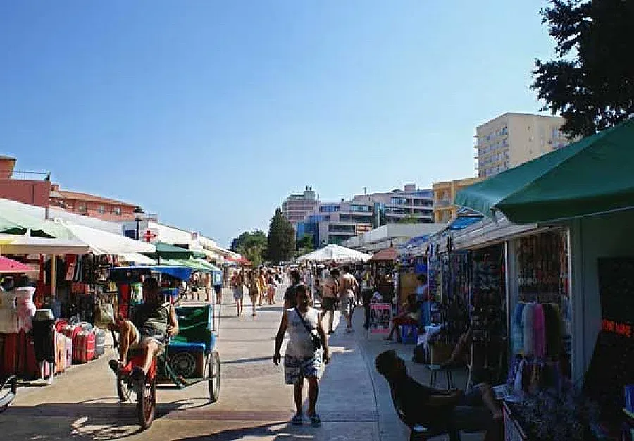 Хотелиери плашат с протести