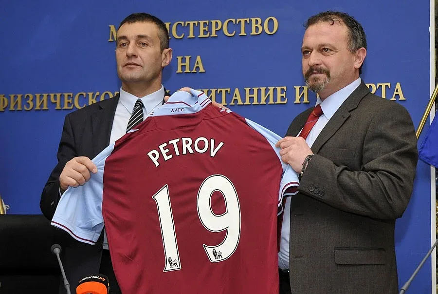 Бербо и Камата играят за Стенли