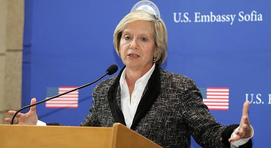 US посланикът: Скърбим за Пламен