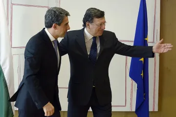 Барозу: Подкрепяме ви, искаме силен кабинет