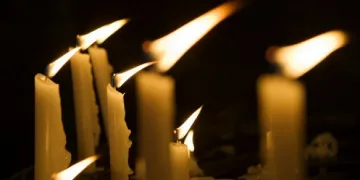 Роми блокираха пътя към летището