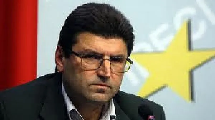 Депутат не иска да в парламента след пет мандата   