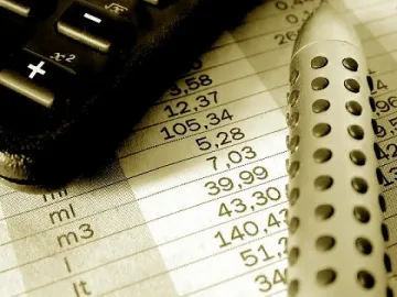 Лекари и нотариуси с нови данъчни декларации   