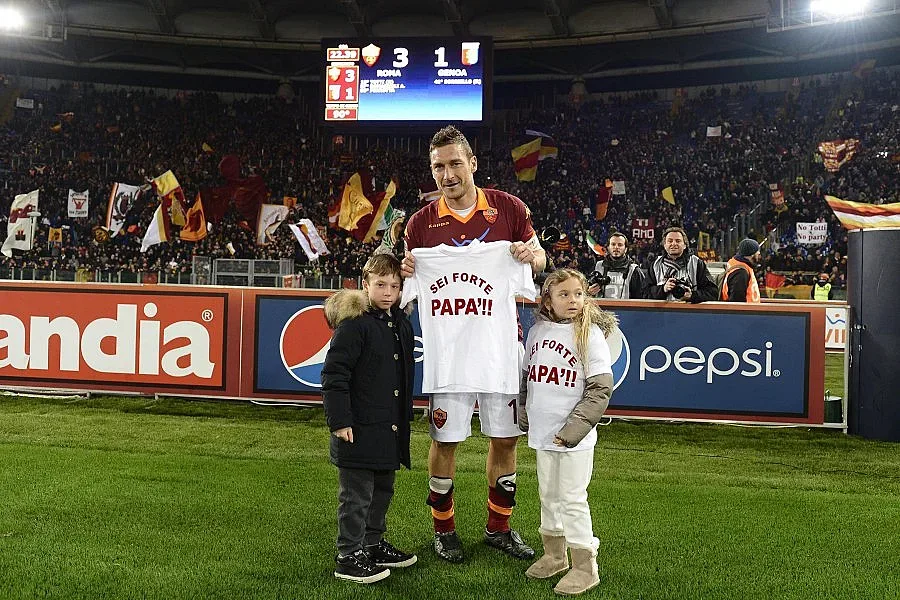 Децата на Тоти избягали от къщи