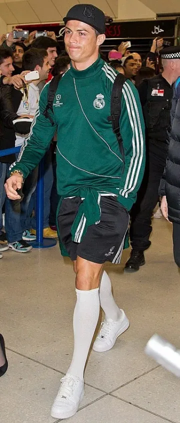 Роналдо кацна по екип в Манчестър