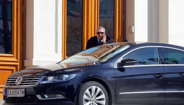 И ДСБ се полакоми за властта