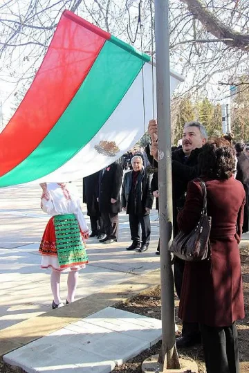 Дават кмета на Монтана на съд, но в града му