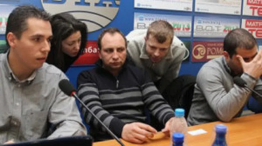 Организатори на протеста няма да правят партия