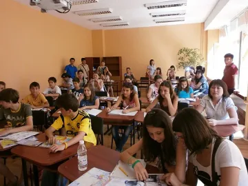 Бизнесът плаща да учиш професия