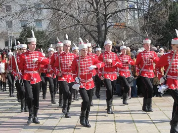 С празнично шествие Кърджали отбеляза 3-ти март    
