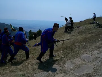 Хоро и залп в преспите на Шипка   