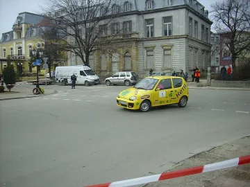 Румънки свистят с гуми в Русе   