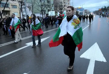 Шествия с цветя за Трети март 