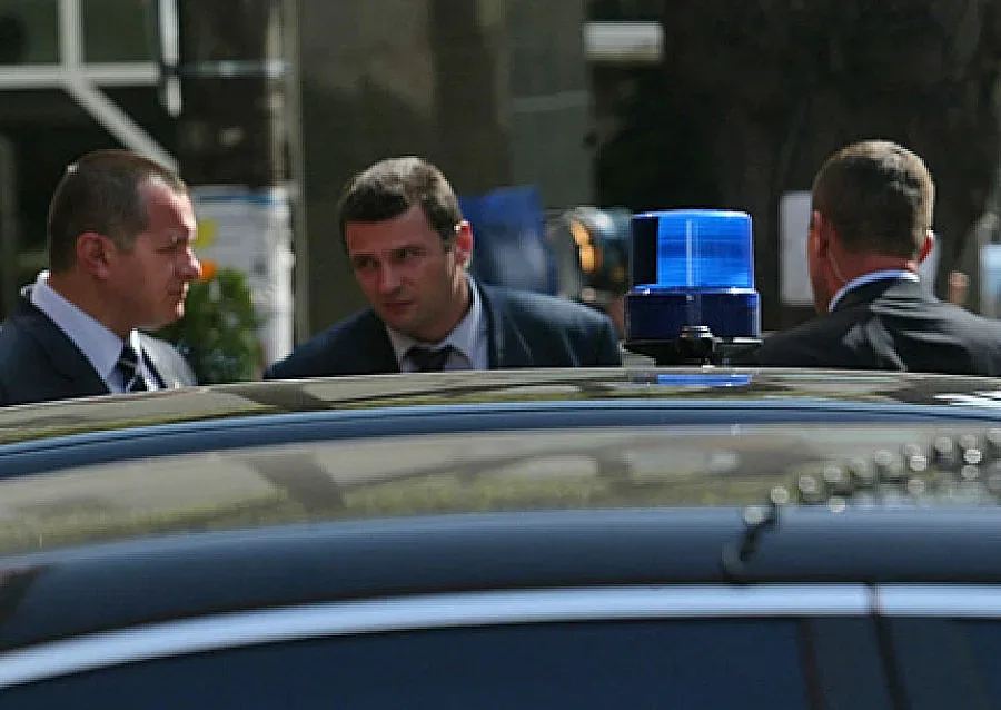 Кабинетът дари НСО с три писти