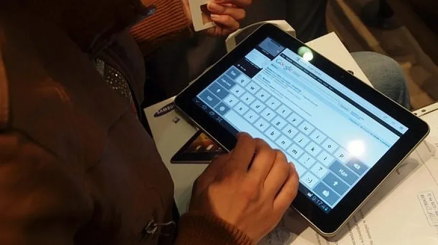 Решаваме листовки на таблет