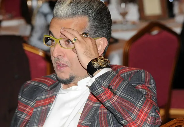 Драма. Евгени Минчев се гаври с Азис