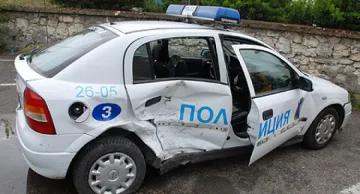 Пиян шофьор помля патрулка 