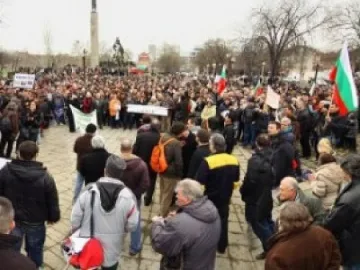 Пазраджишките бунтари с електронна поща