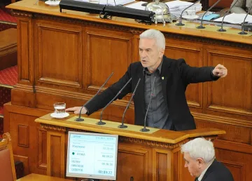 Сидеров се страхува от атентат като на Доган