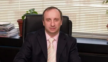 Протестите няма да вдигнат лихвите   