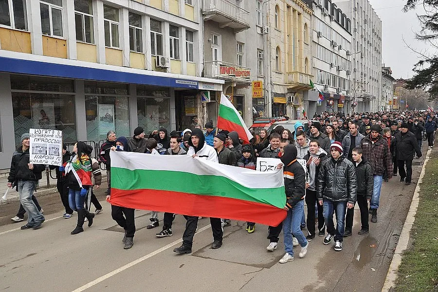 Искат минимални пенсии за депутатите