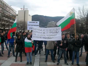 Бунтари дават седмица срок на властта