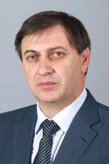 Депутат сменя паметна плоча на руски майор