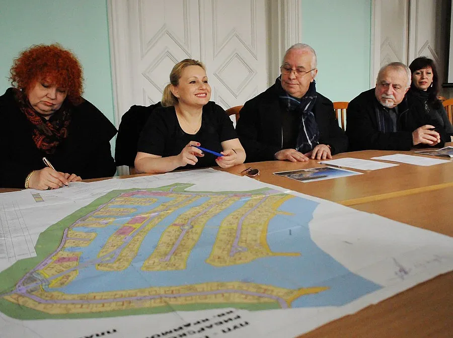 Тони Димитрова брани рибарско село