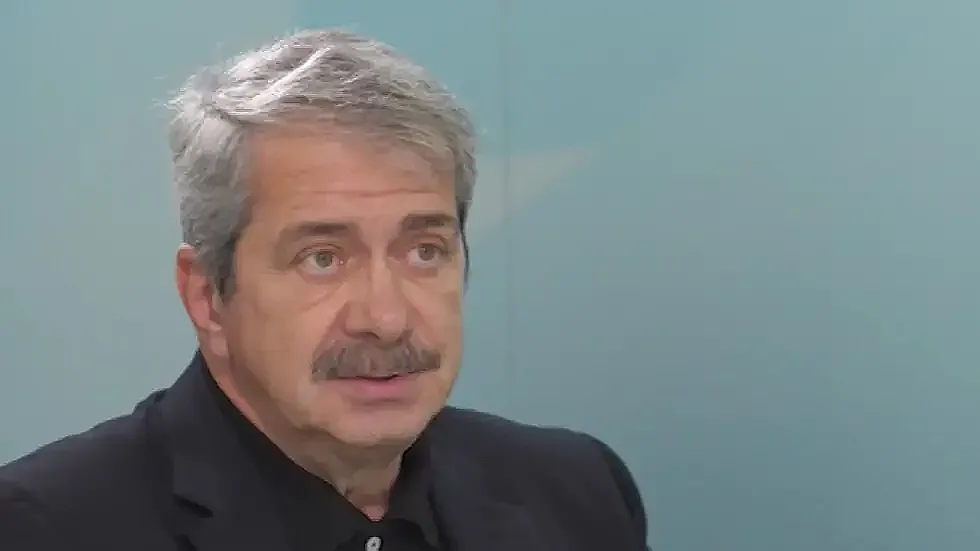 Евгени Михайлов занули "Промяната": Да влязат санитарите