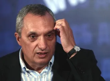 Костов се загрижи за скока на пенсиите