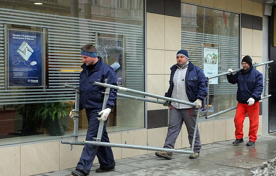 Набират строители за Израел