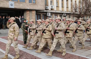 И военните излизат на протест