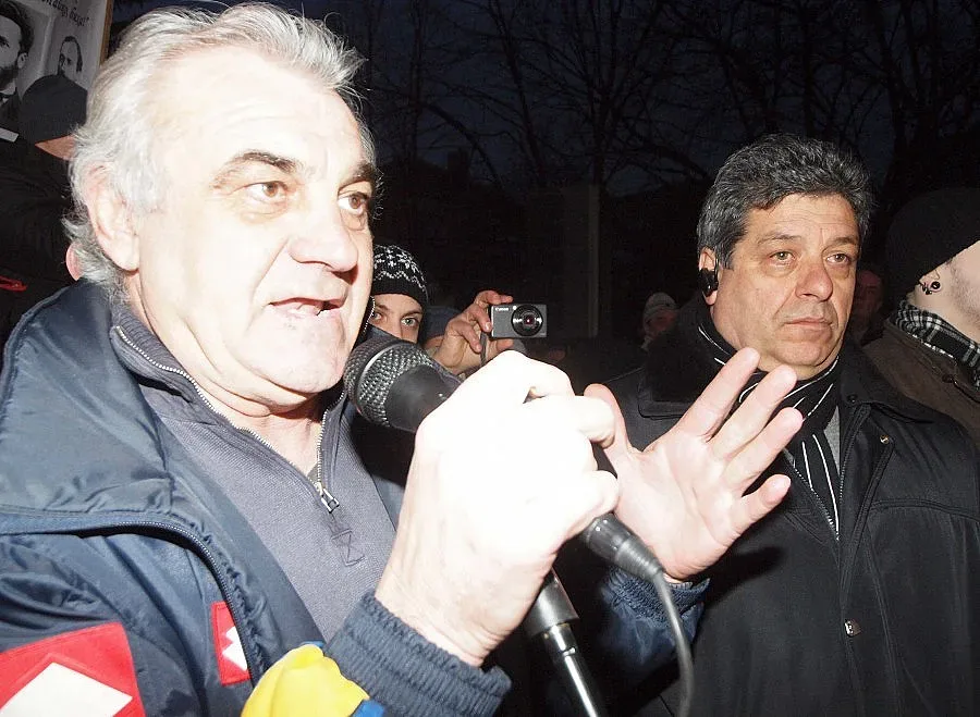 Протестиращите правят комитет