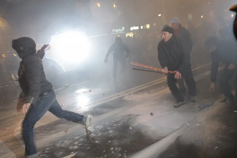Ултраси вилняха след протеста