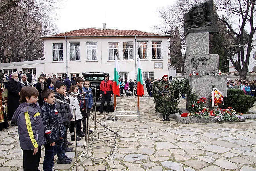 Старозагорци се поклониха пред Апостола