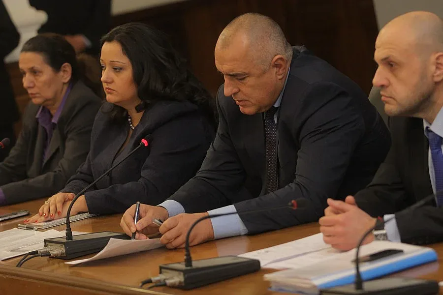 Бойко: Сваляме тока с 8%