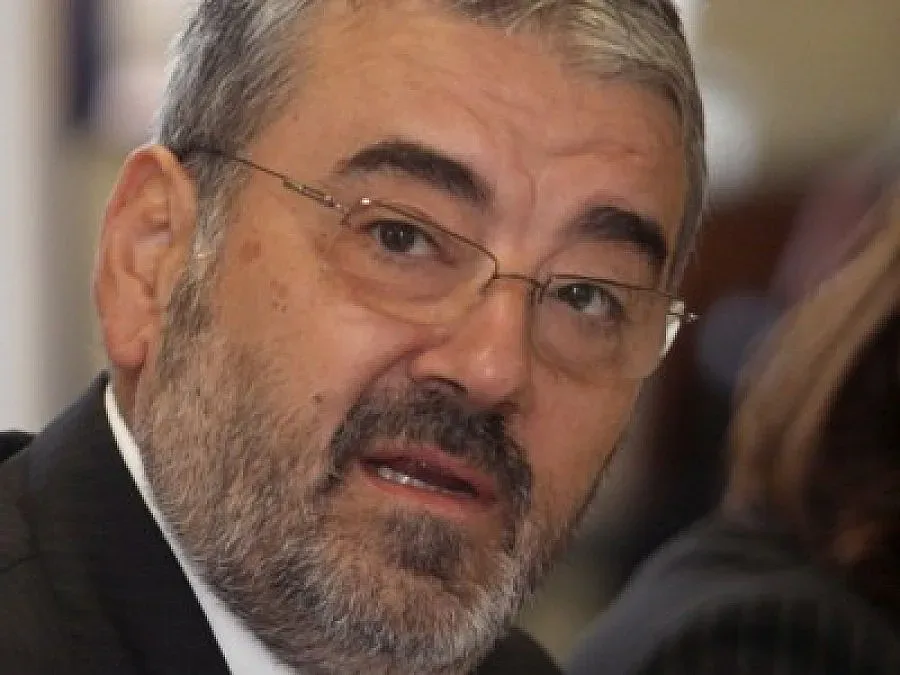 Прокуратурата погна Семерджиев за незаконна облага 