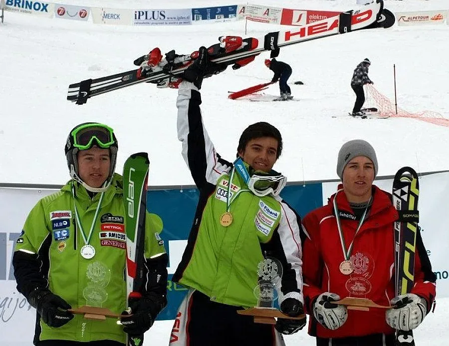 Алберт  Попов със злато и сребро в Словения