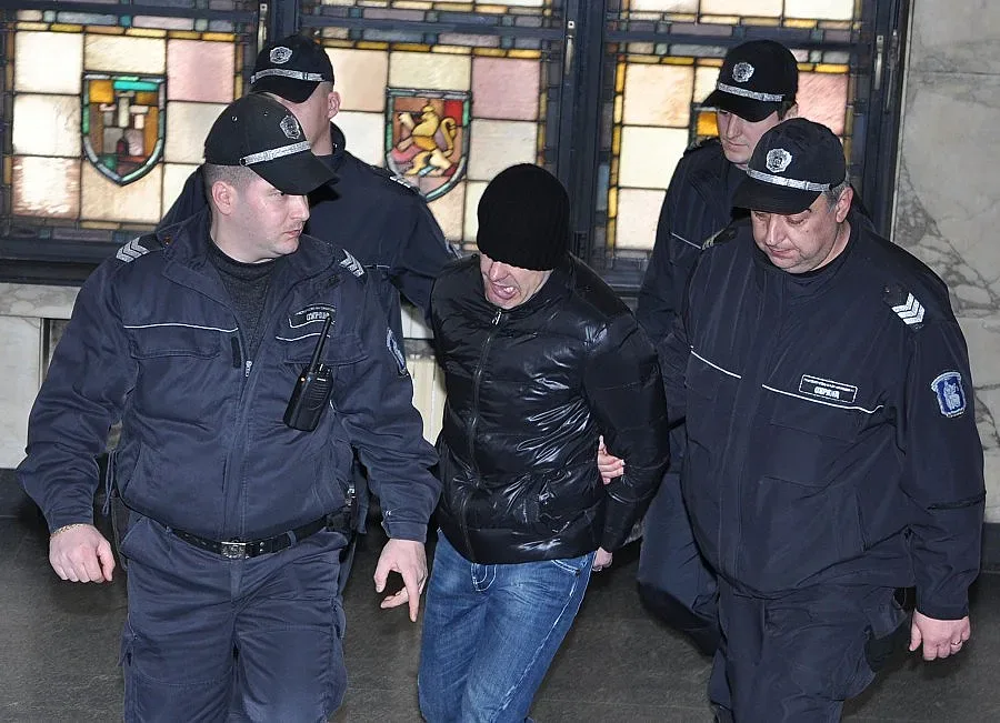 СГС отложи екстрадирането на Брендо в Румъния