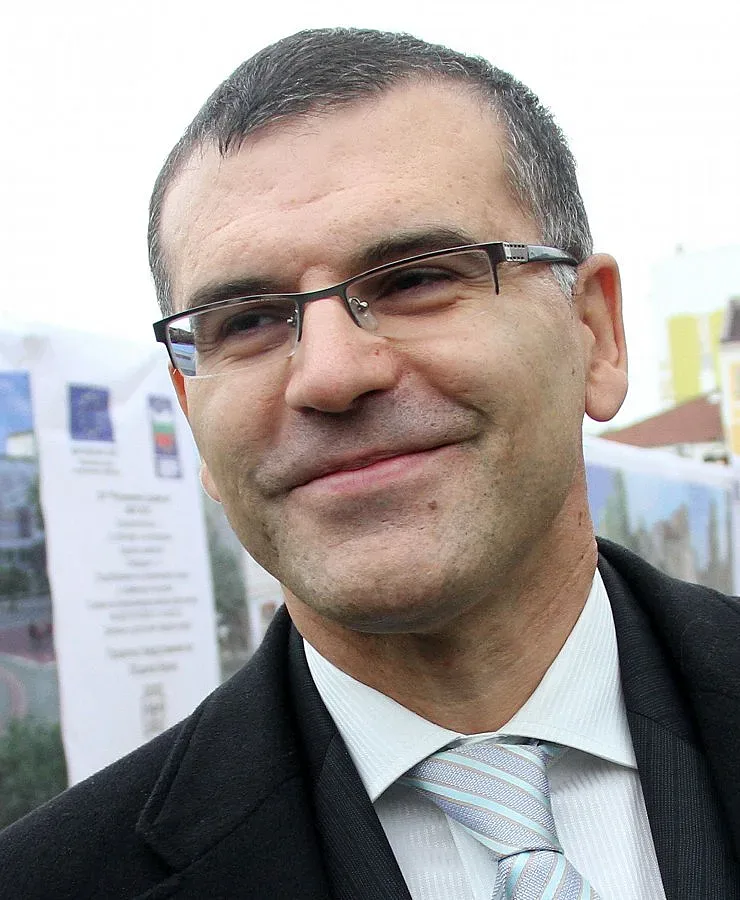 Дянков: Ще продължавам да помагам