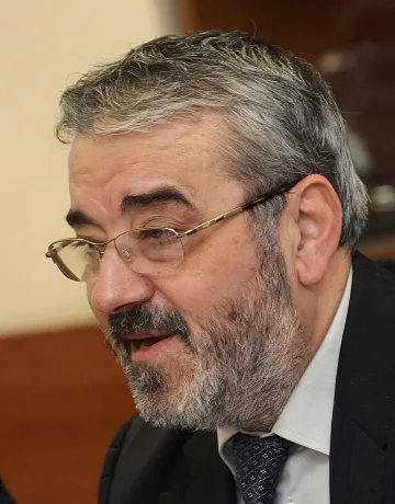 НАП и прокуратурата проверяват Семерджиев