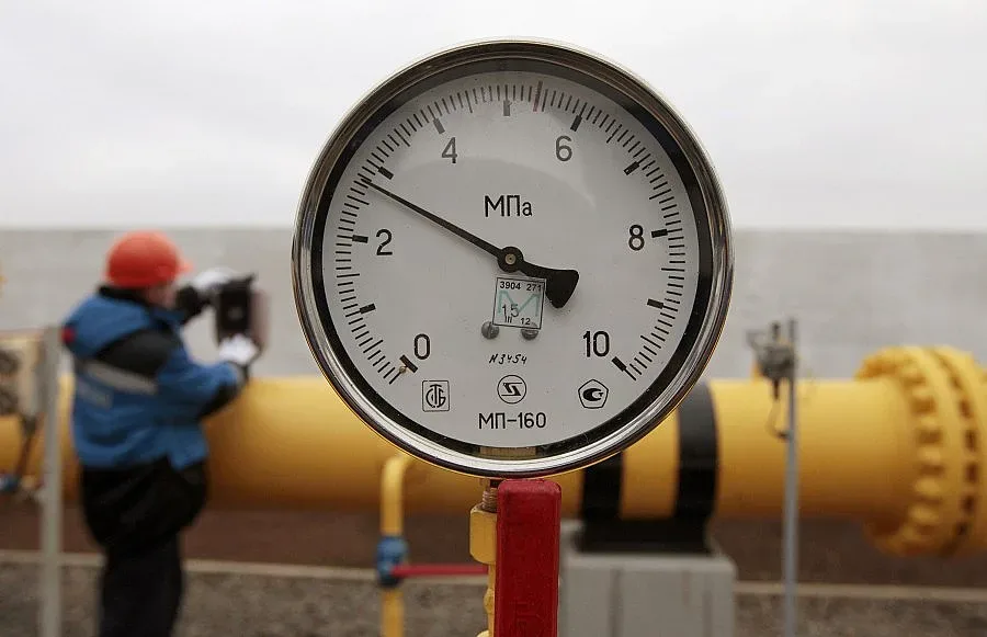 Чакат газ, колкото харчим за година