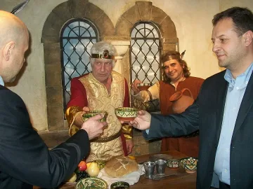 Цар Калоян оживя под Царевец
