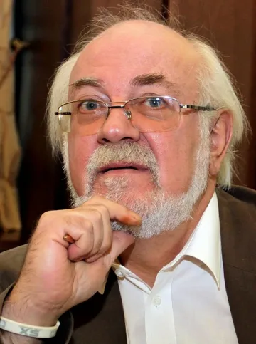 Тренчев: Политиците да отговарят за тока