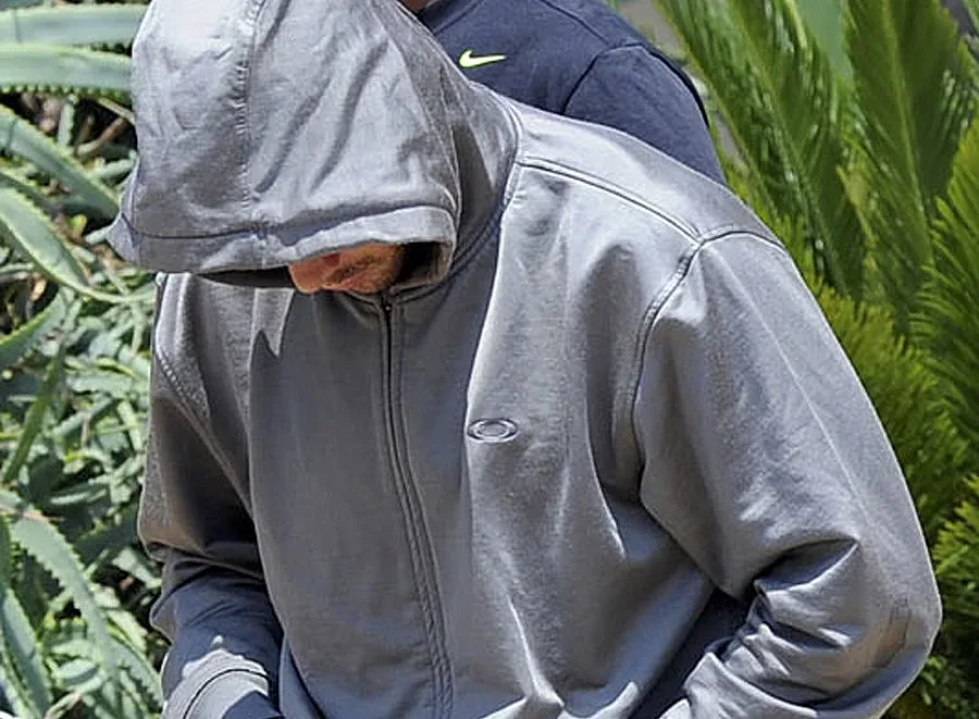 Писториус стрелял по гаджето през вратата на банята