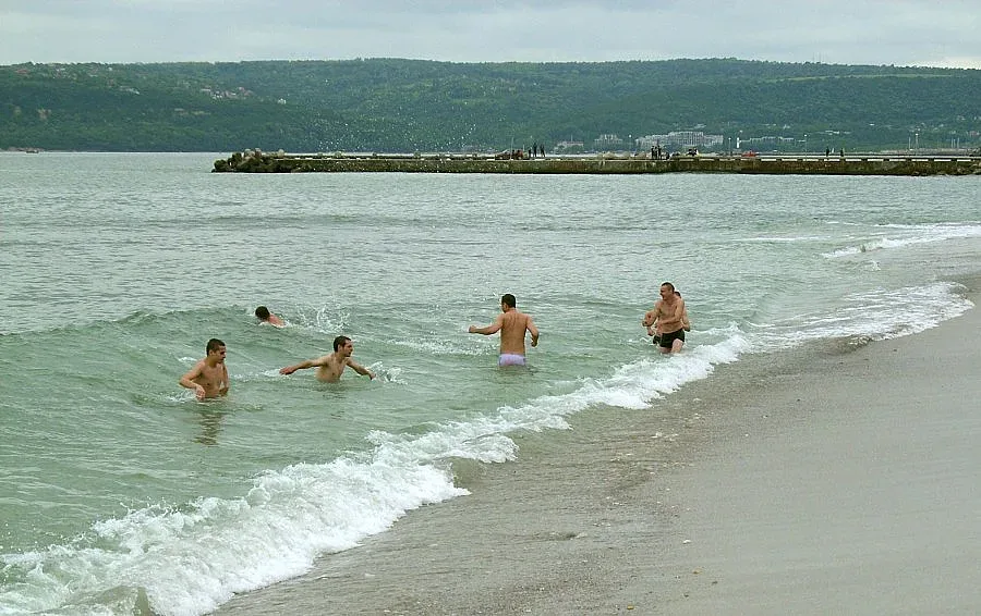 Шезлонги за бебета в Албена