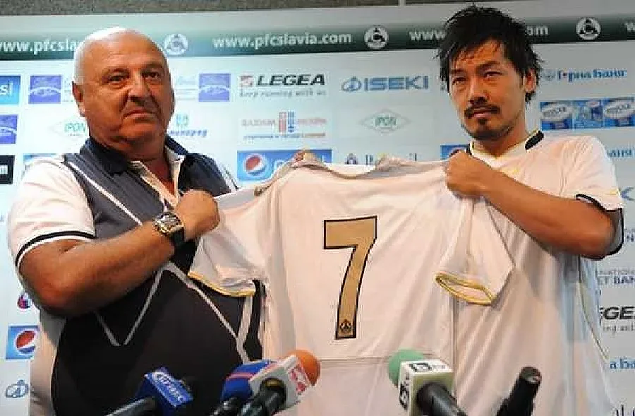 Шефът на "Славия" отряза австралийци