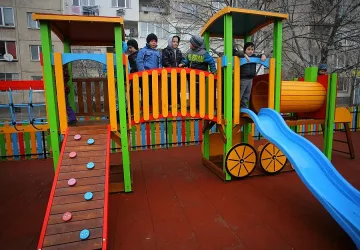 Нови 2 000 места в забавачките наесен