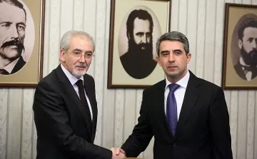 Президентът: Героизирането на Октай е опасно